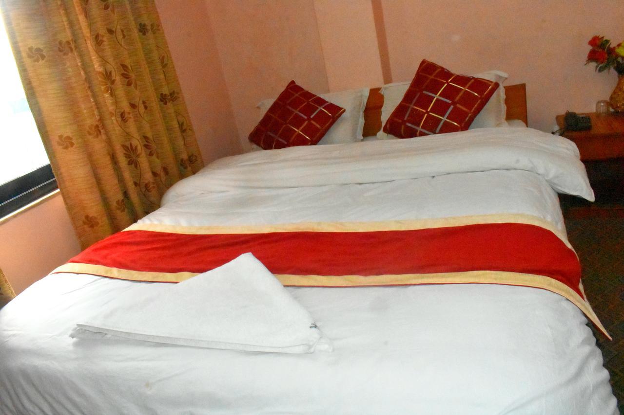 Festoon Hotel Katmandou Chambre photo